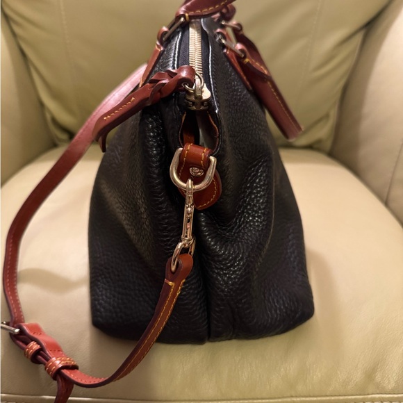 Dooney and Burke black and brown leather purse in excellent shape - Picture 3 of 5